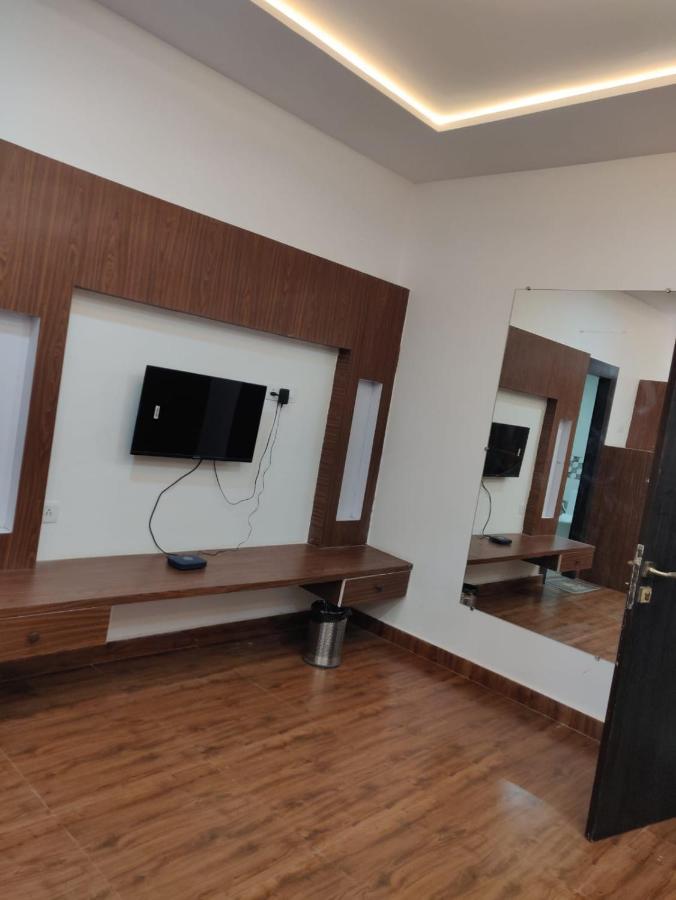 Hotel Virasat By Bookingcare Chhatarpur Exterior foto