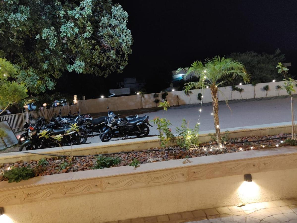 Hotel Virasat By Bookingcare Chhatarpur Exterior foto